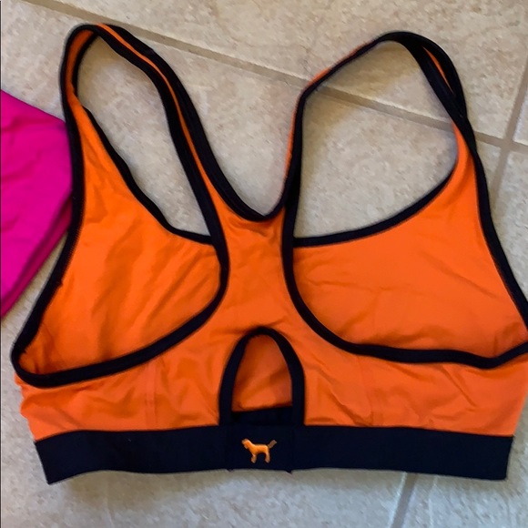 Victoria Secret sports bras Sf Giants - Picture 3 of 3